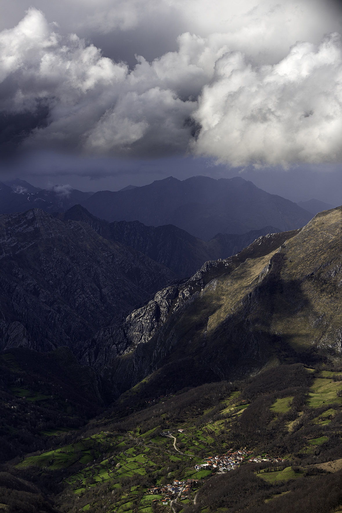 Fotografía de paisaje Belēno en Ponga Asturias fine art