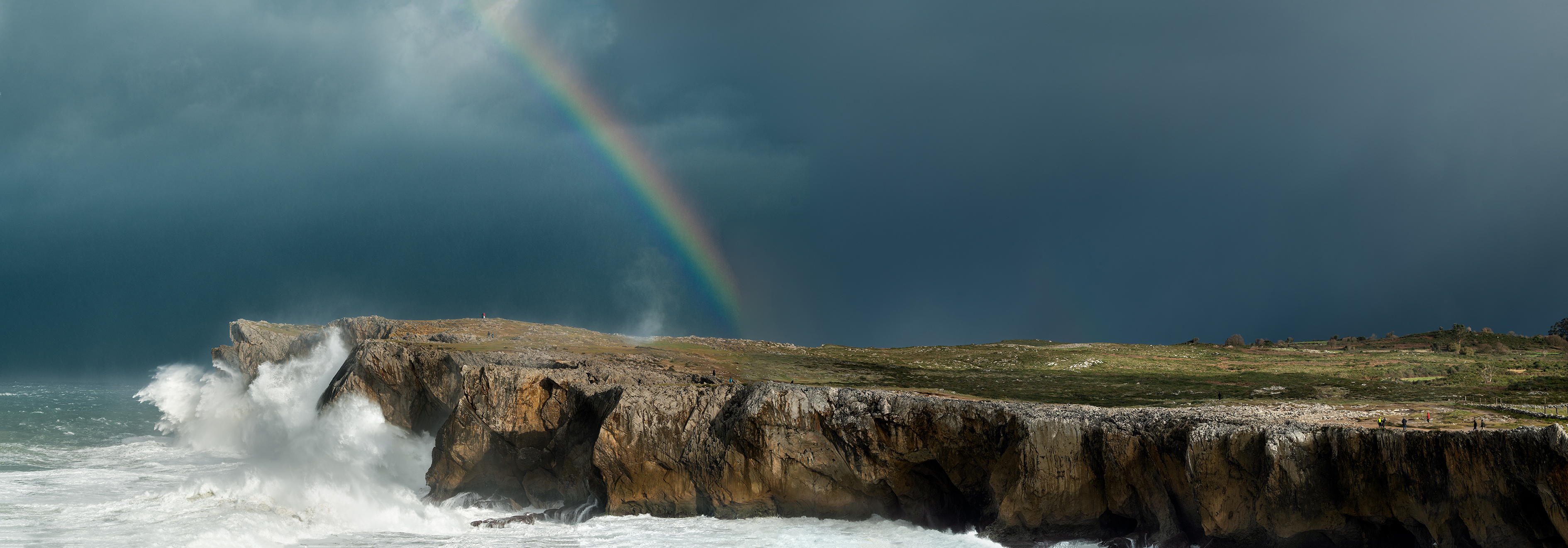 Cantiles Pría, Llanes